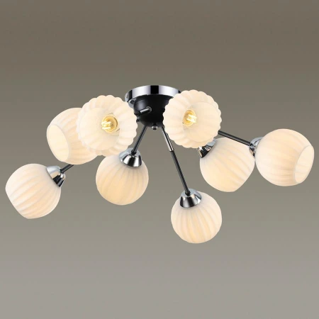 Люстра Lumion 4593/8C DANIKA